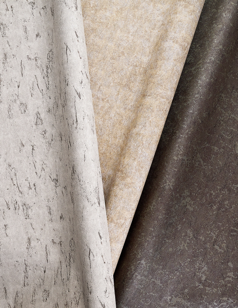 Purchase Phillip Jeffries Wallpaper - 10250, Vinyl Snakeskin - Grey Garter 1
