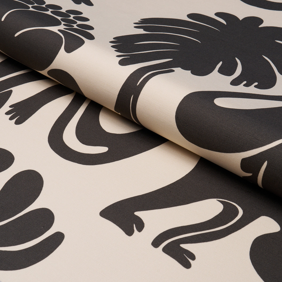 Purchase 182492 | Call Of The Jungle, Black - Schumacher Fabric