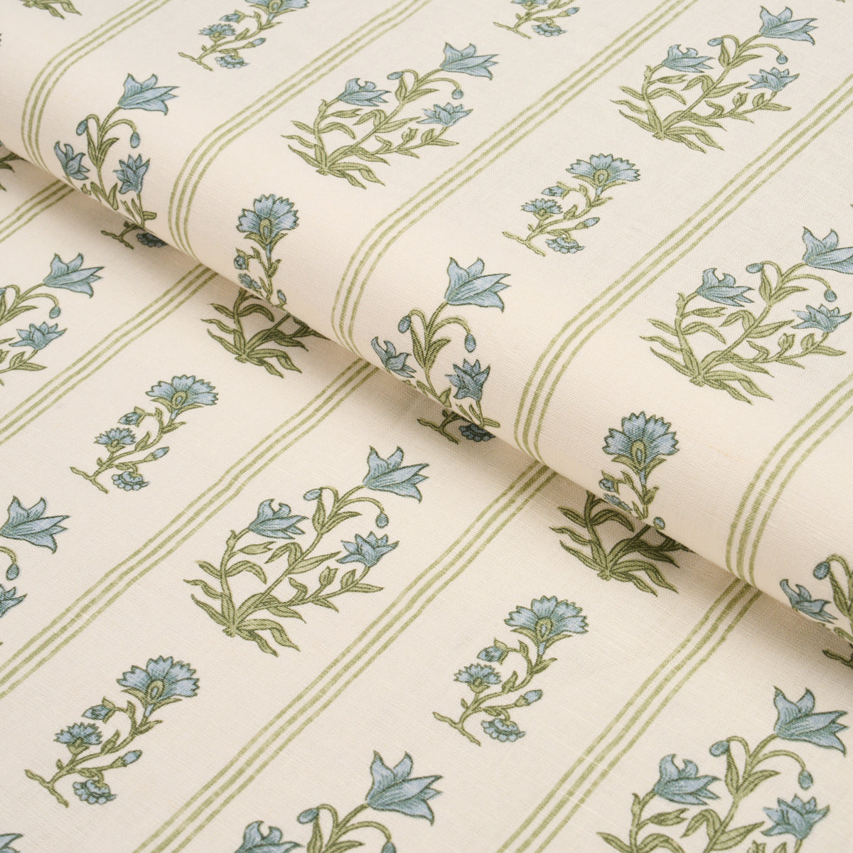 Purchase 183261 | Ellora Hand-Print, Leaf - Schumacher Fabric