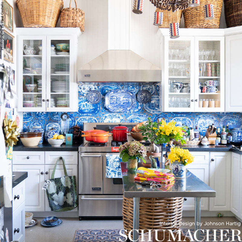 Purchase 5010411 | Plates & Platters, Neutral - Schumacher Wallpaper