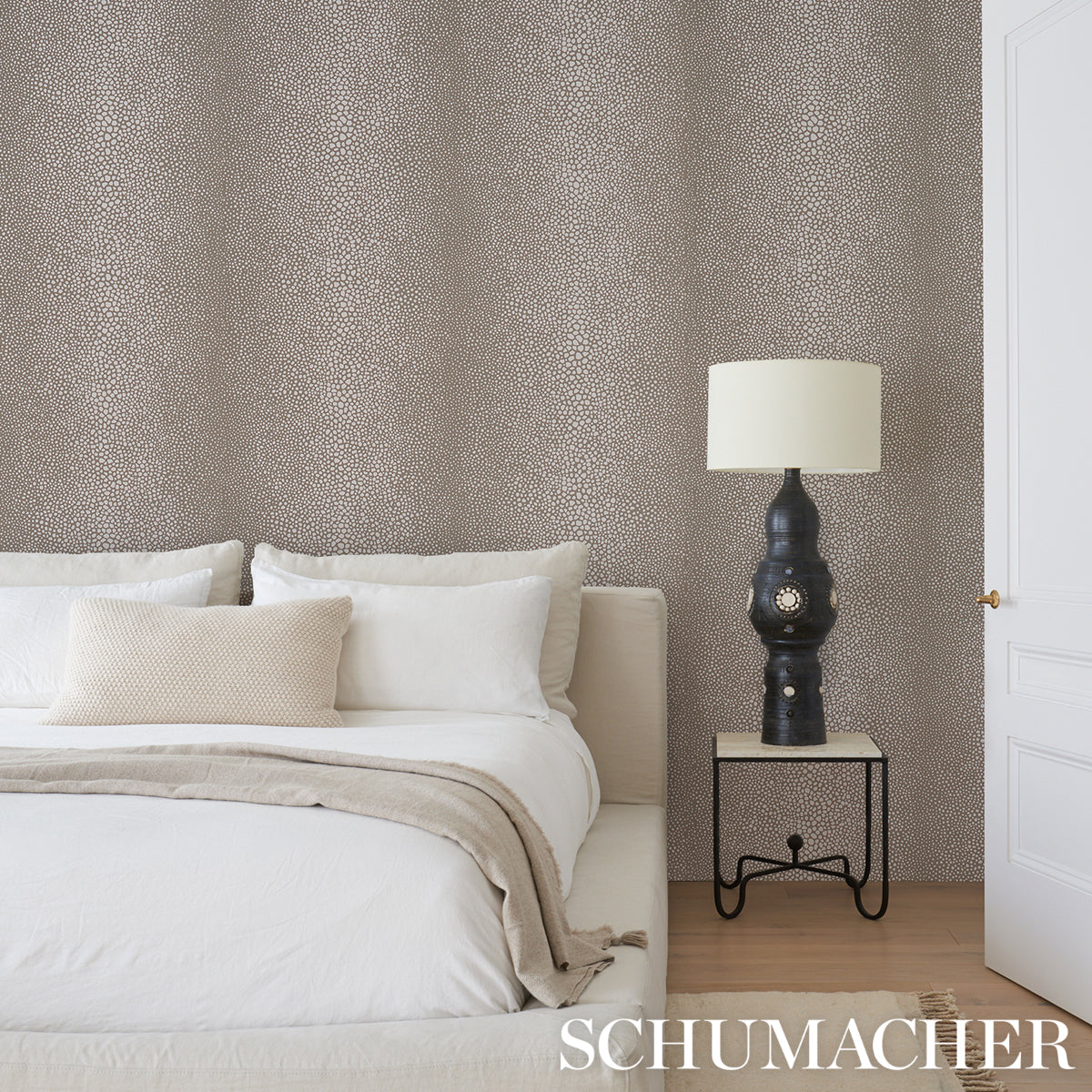 Purchase 5015312 | Fickle Texture, Sand - Schumacher Wallpaper