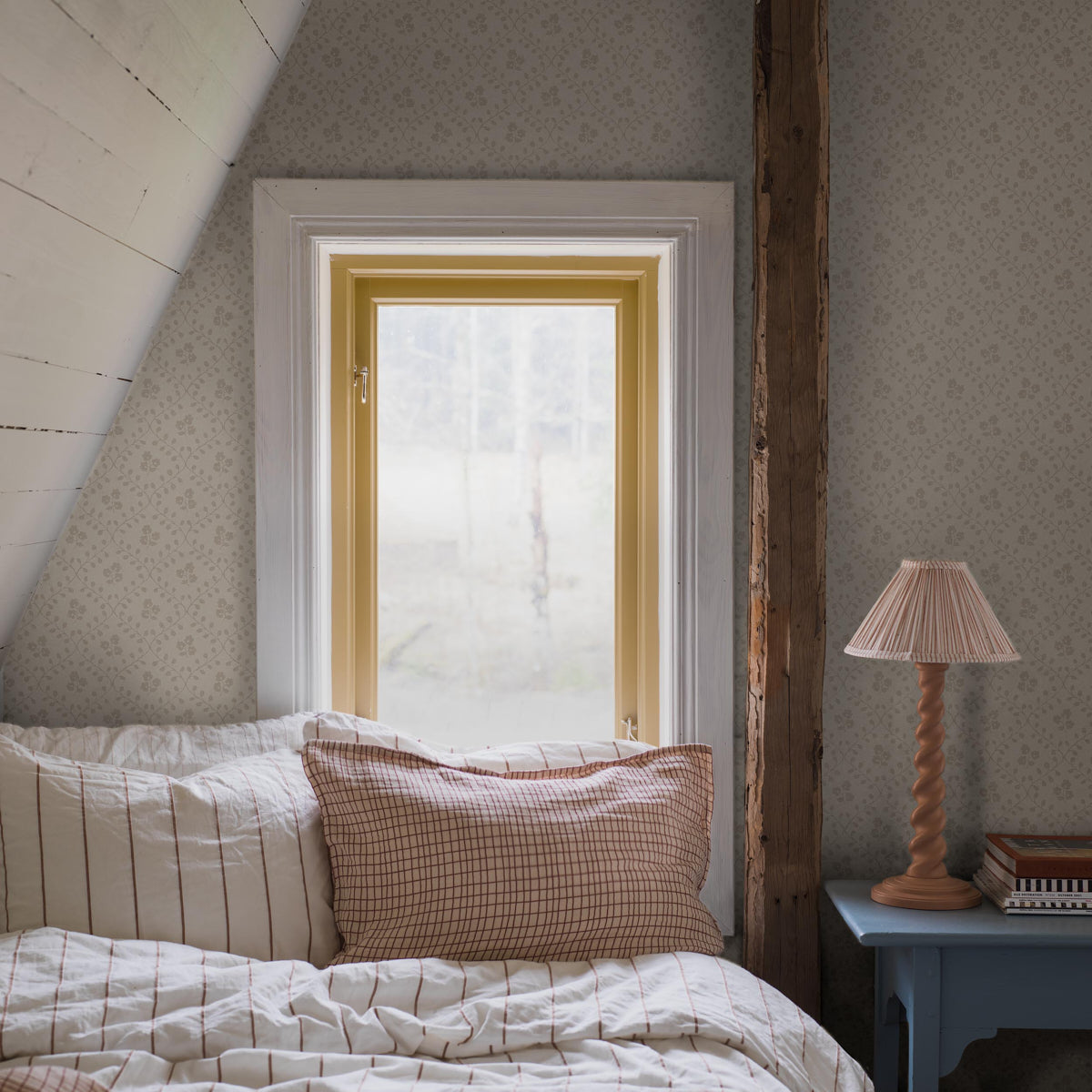 Purchase 5824 | Idun, Parchment - Borastapeter Wallpaper