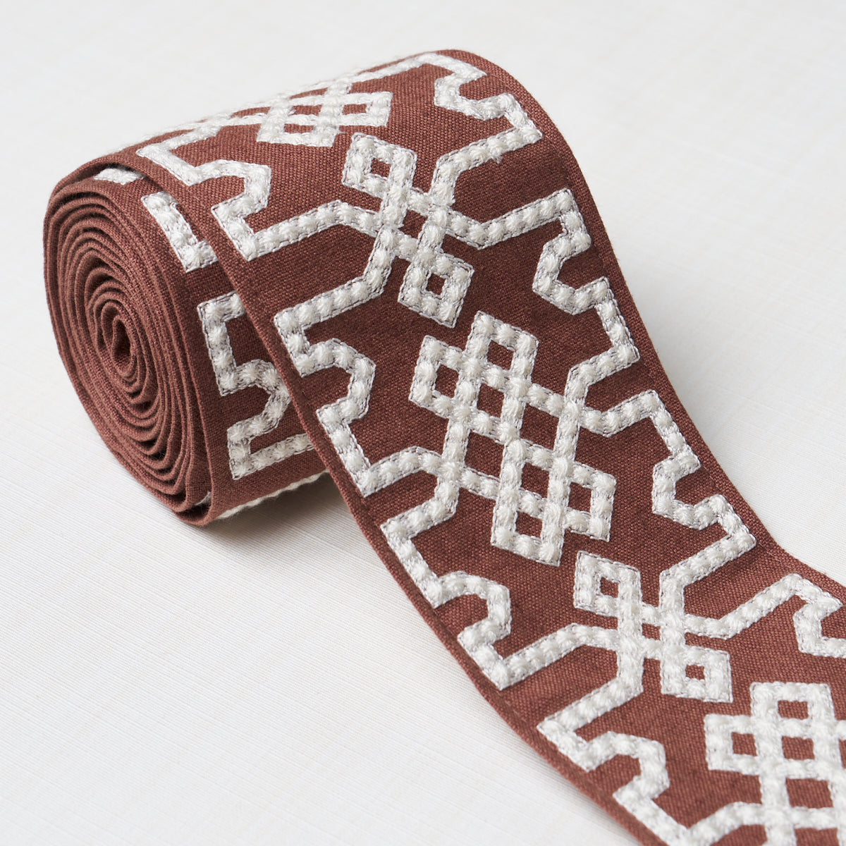 Purchase 80886 | Knotted Trellis Tape, Grey On Brown - Schumacher Trim