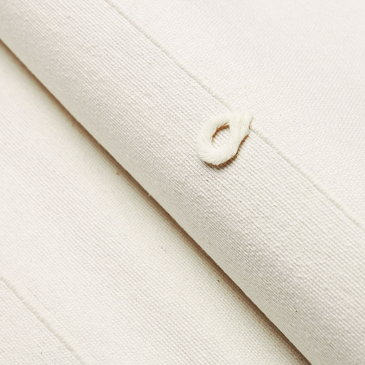 Purchase 81382 Globo Knotted Handwoven, White by Schumacher Fabric