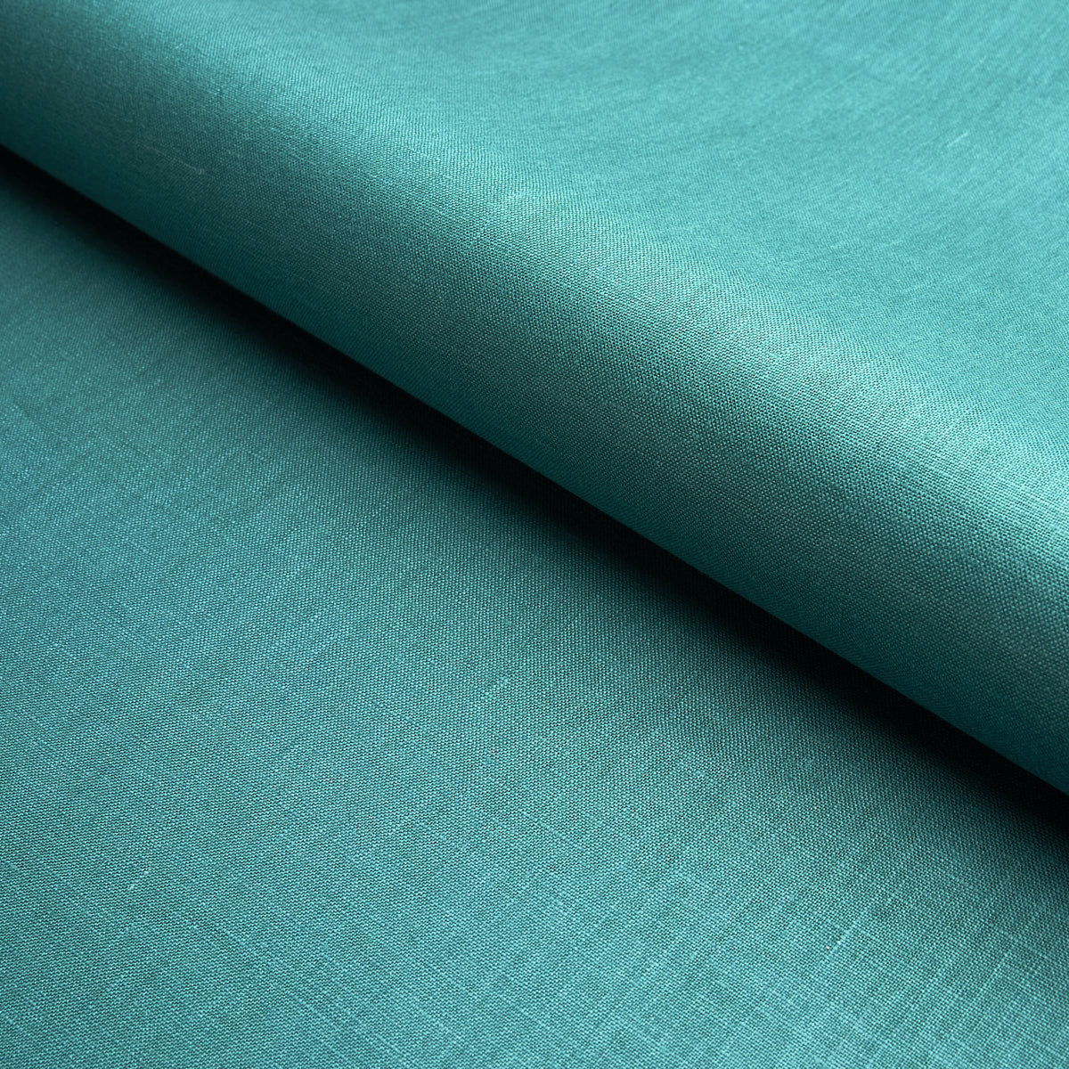 Purchase 82686 Lange Glazed Linen, Peacock by Schumacher Fabric