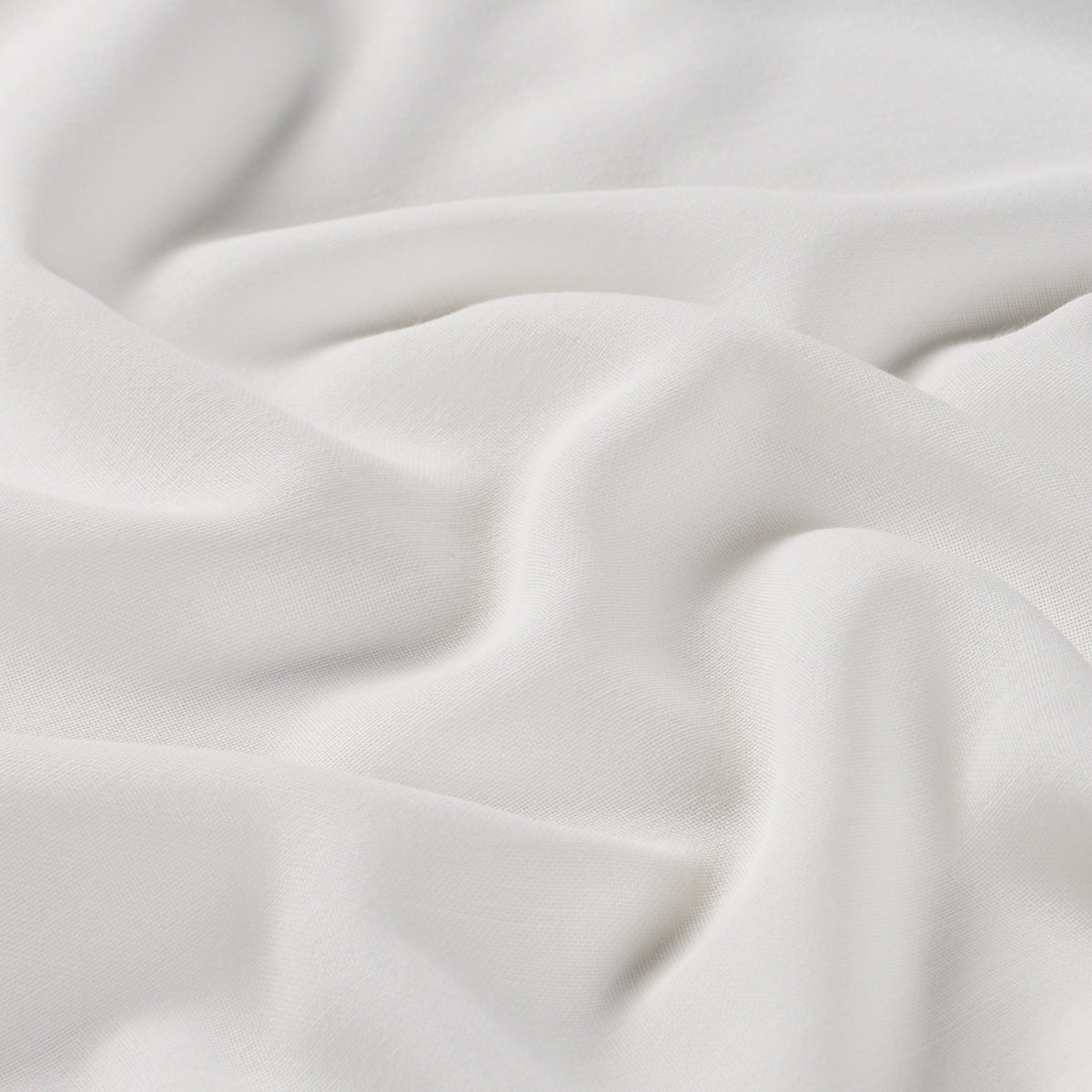 Purchase 85070 | Summit Sheer, White - Schumacher Fabric