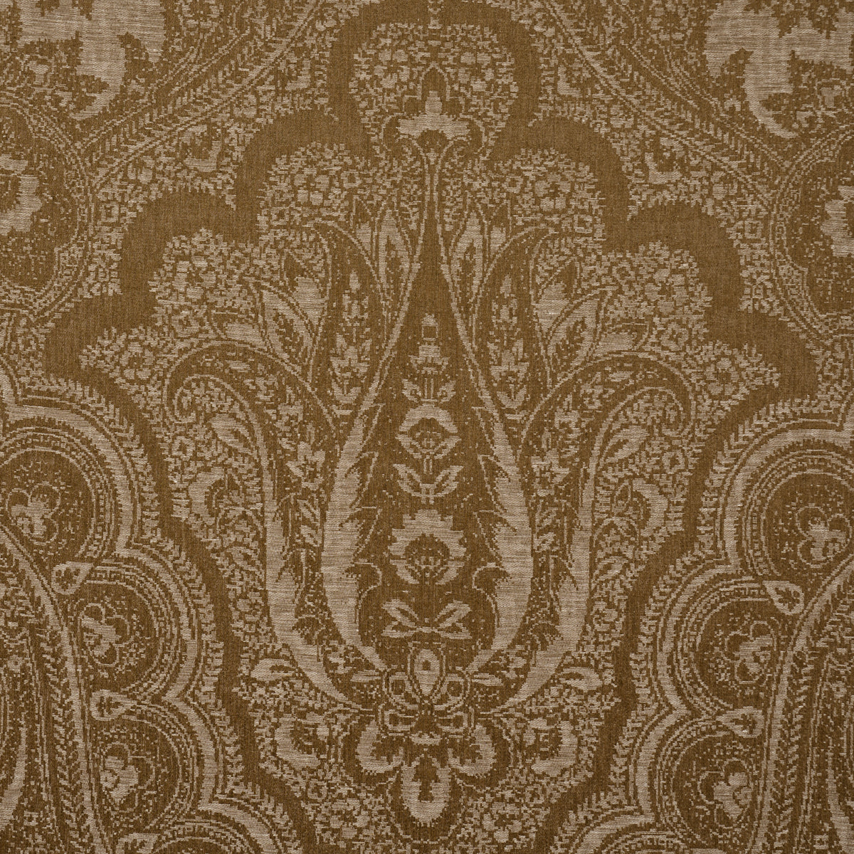 Purchase 86121 | Amara Paisley, Oro - Schumacher Fabric