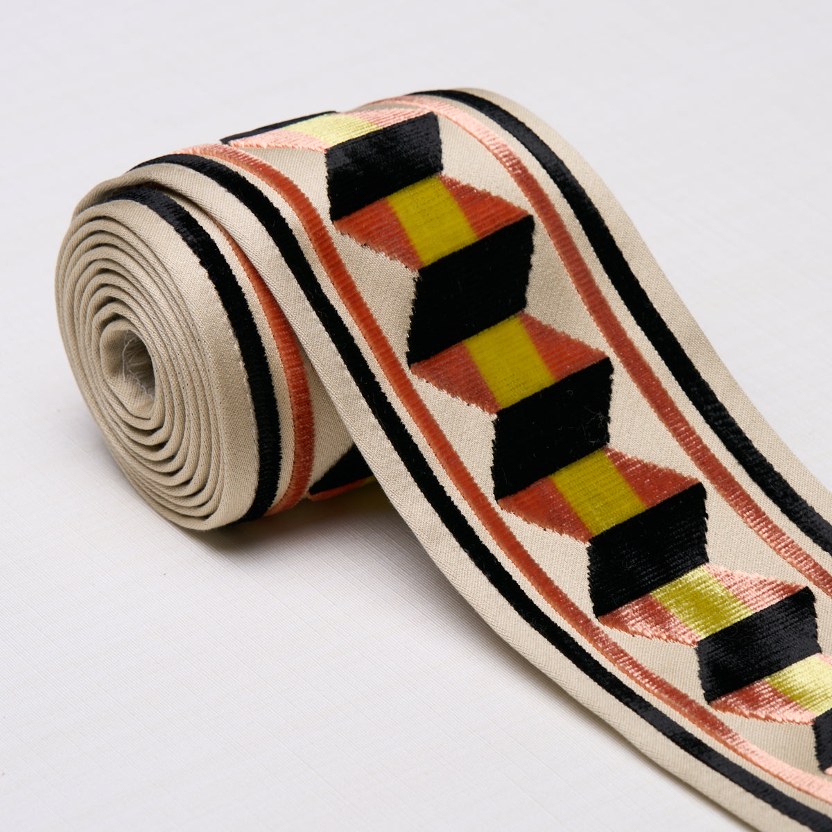 Purchase 87461 | Jilly Velvet Tape, Persimmon/Gold - Schumacher Trim