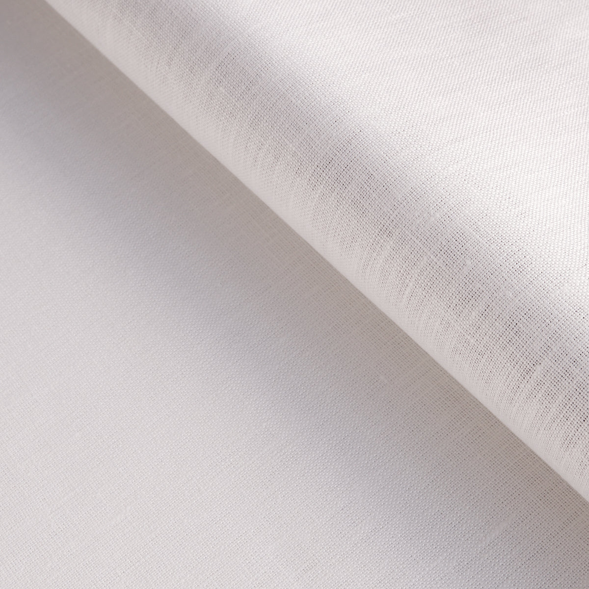 Find 93180 Middleton Linen White by Schumacher Fabric
