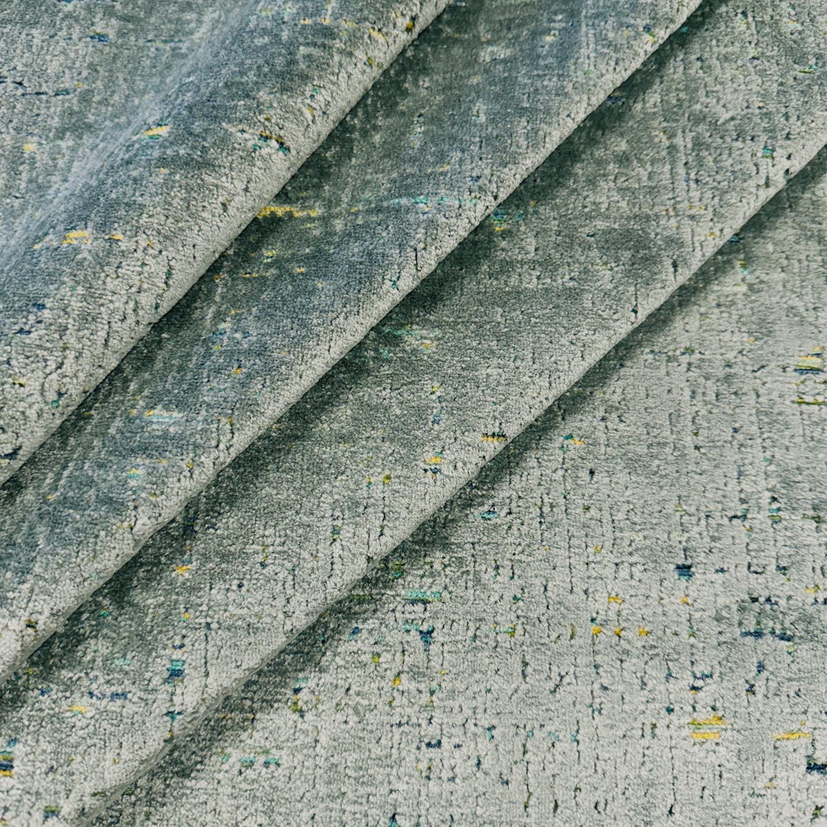 12072 | Adonis Morningdew - Mag Fabric
