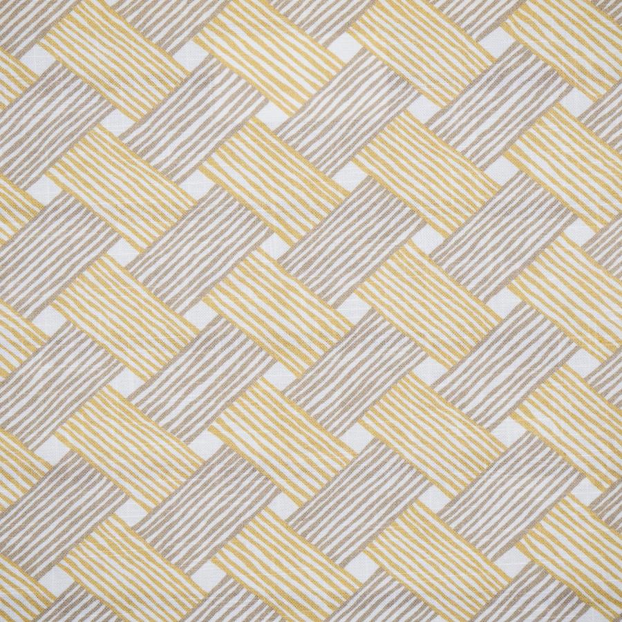 Purchase Maxwell Fabric - Chambord, # 621 Filigree