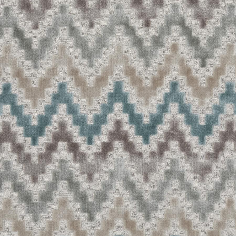 Sample F1083/05 Empire Clarke And Clarke Fabric