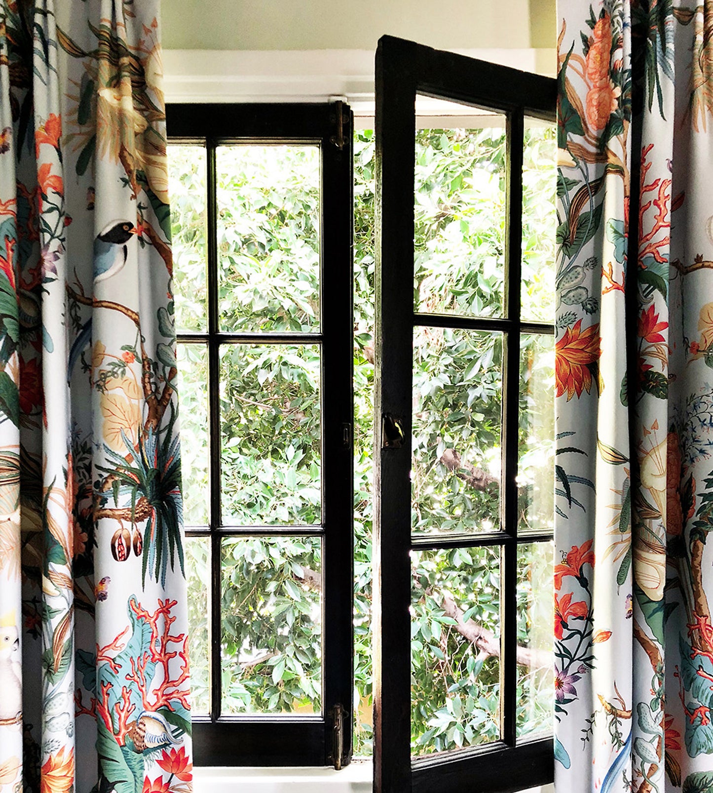 Purchase Old World Weavers Fabric Item# FB 0001CINQ, Cinque Terra Coral Sky 4