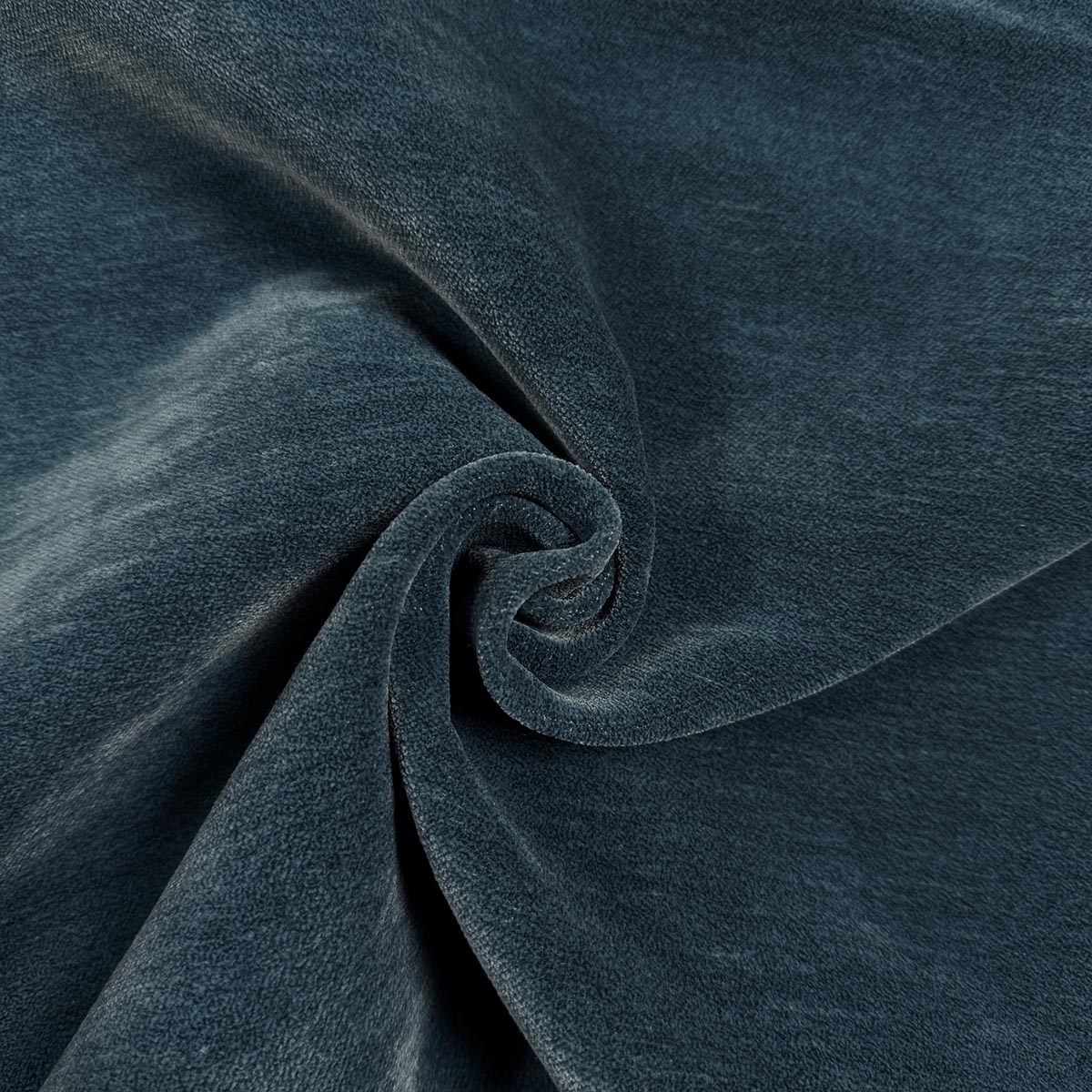 Purchase Mag Fabric Pattern number 12136 pattern name Lavishe Turquiose