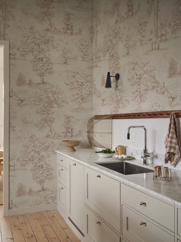 Sandberg Mural pattern name & color Montfort Mural, Terracotta from the collection Sandberg Heritage.