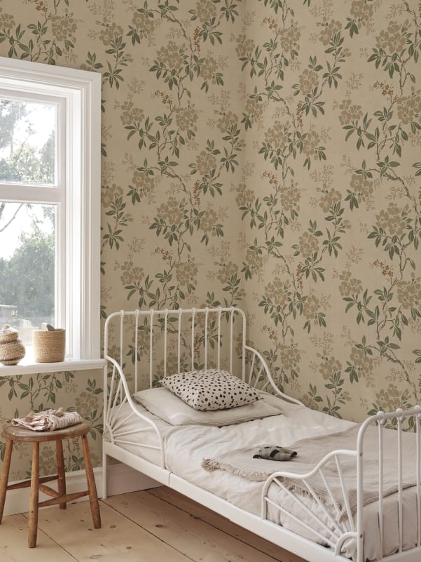 Sandberg Mural Pattern S10842 pattern name & color Vera, Beige from the collection Sandberg Heritage.