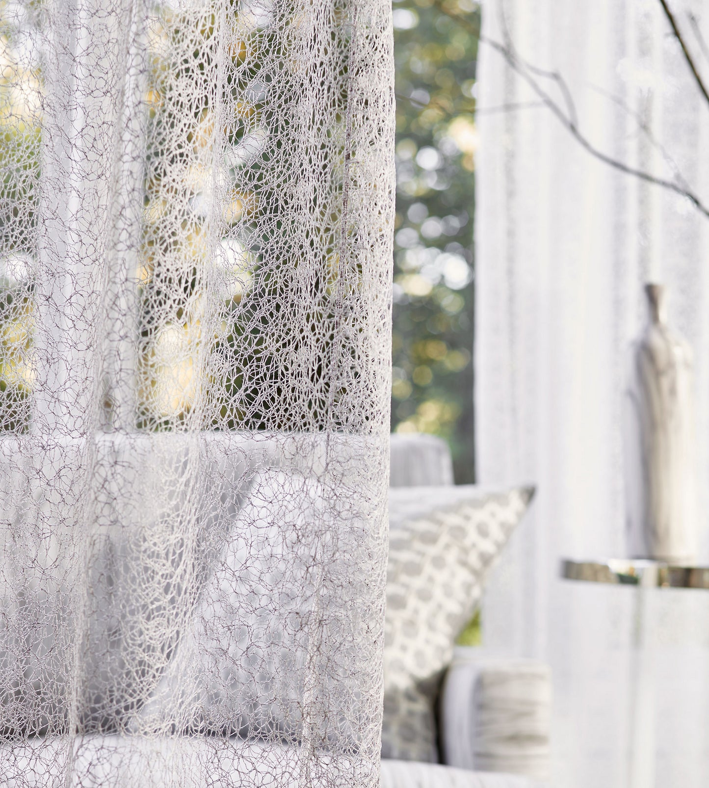 Purchase Scalamandre Fabric Item SC 000227146, Modern Lace Champagne 2