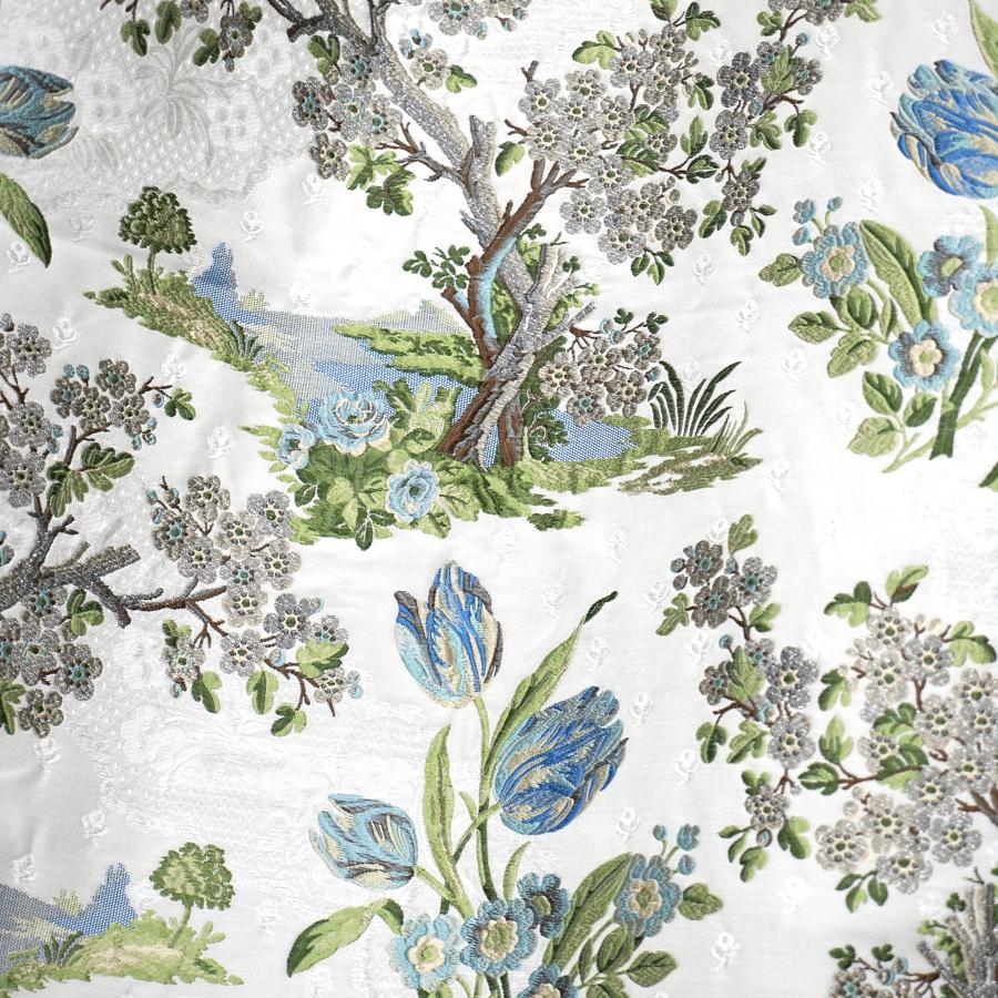 Purchase Scalamandre Fabric Pattern SC 000227322, Avignon Brocade Porcelain On White 1