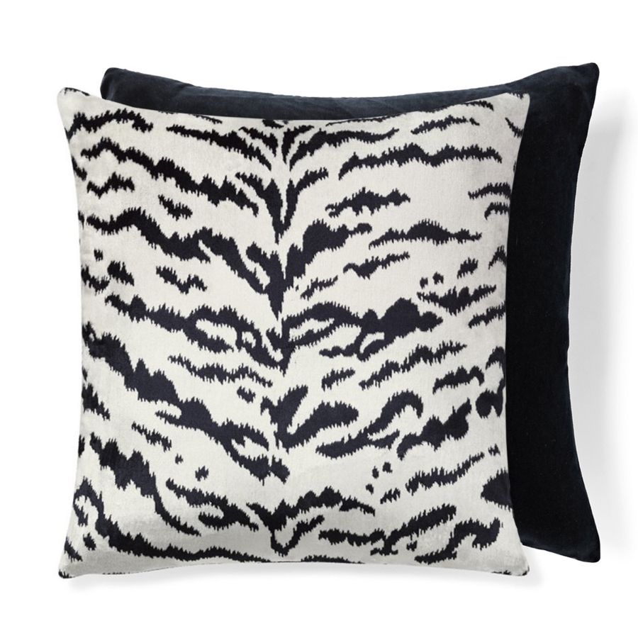 Purchase SCATIGRPILL0006 Tigre/Velvet, Off-White & Black / Black - Scalamandre Pillows