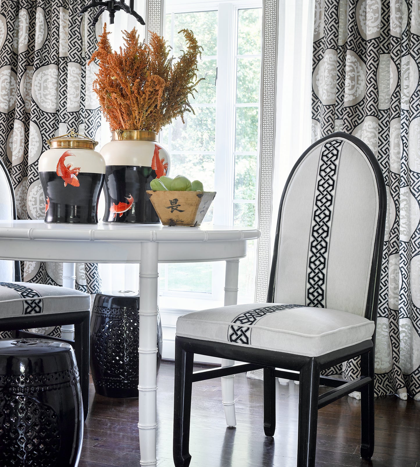 Purchase Scalamandre Fabric Pattern SC 000127215, Dragon'S Fret Embroidery Black & Tan 3