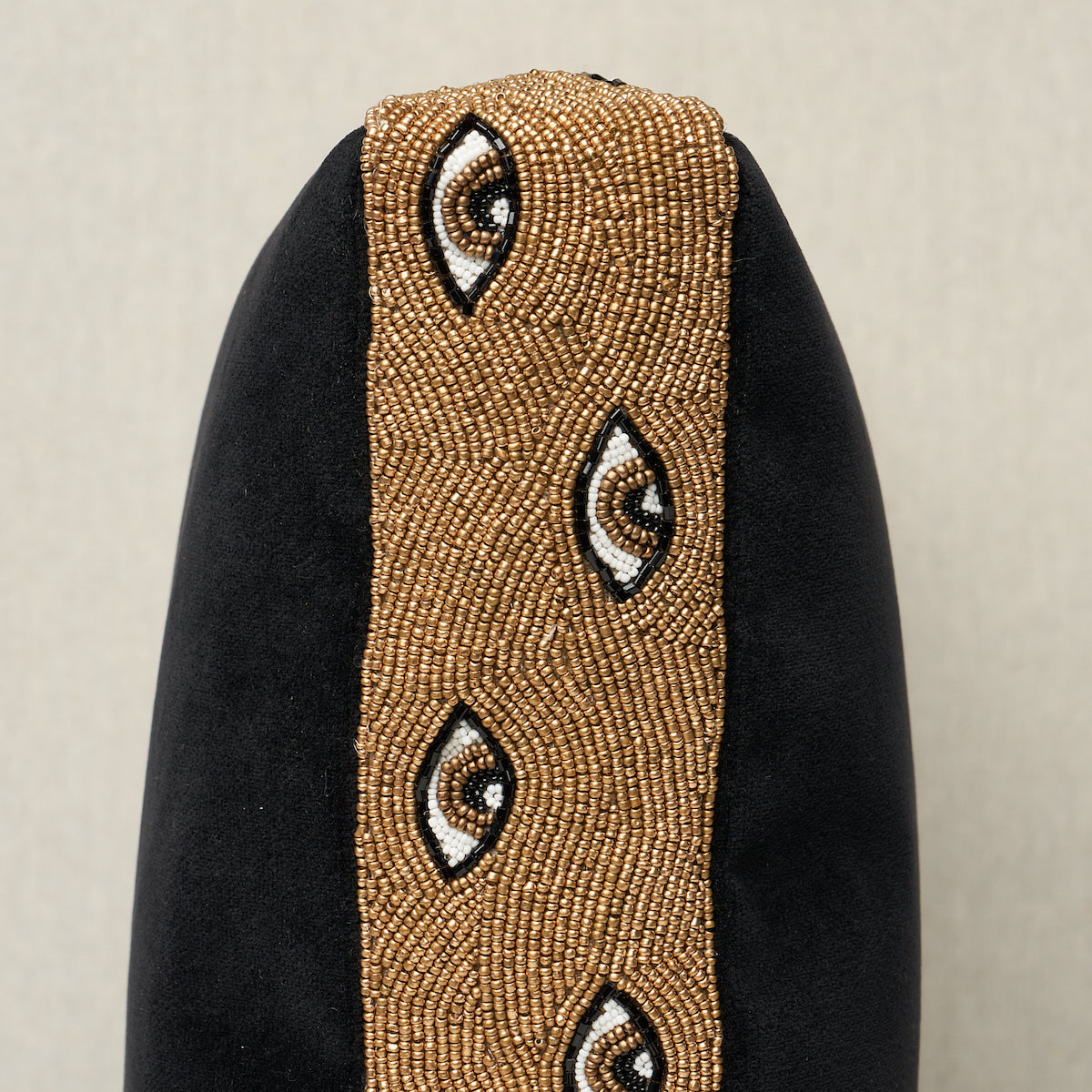 Purchase So8362013 | Mind'S Eye Box Edge Pillow, Black - Schumacher Pillows