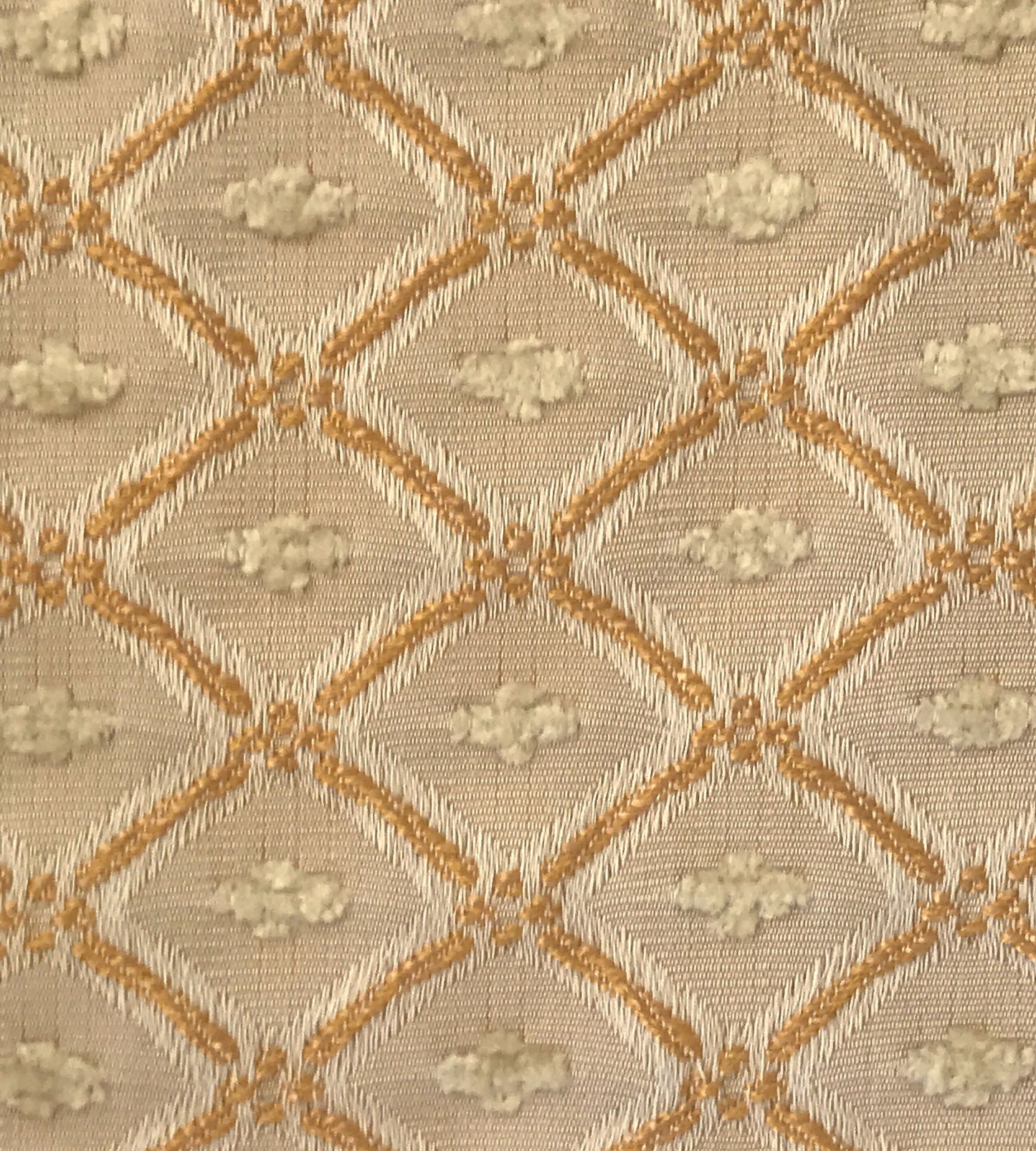 Purchase Old World Weavers Fabric SKU# VG 00040126, Jewel Tones Grain 1