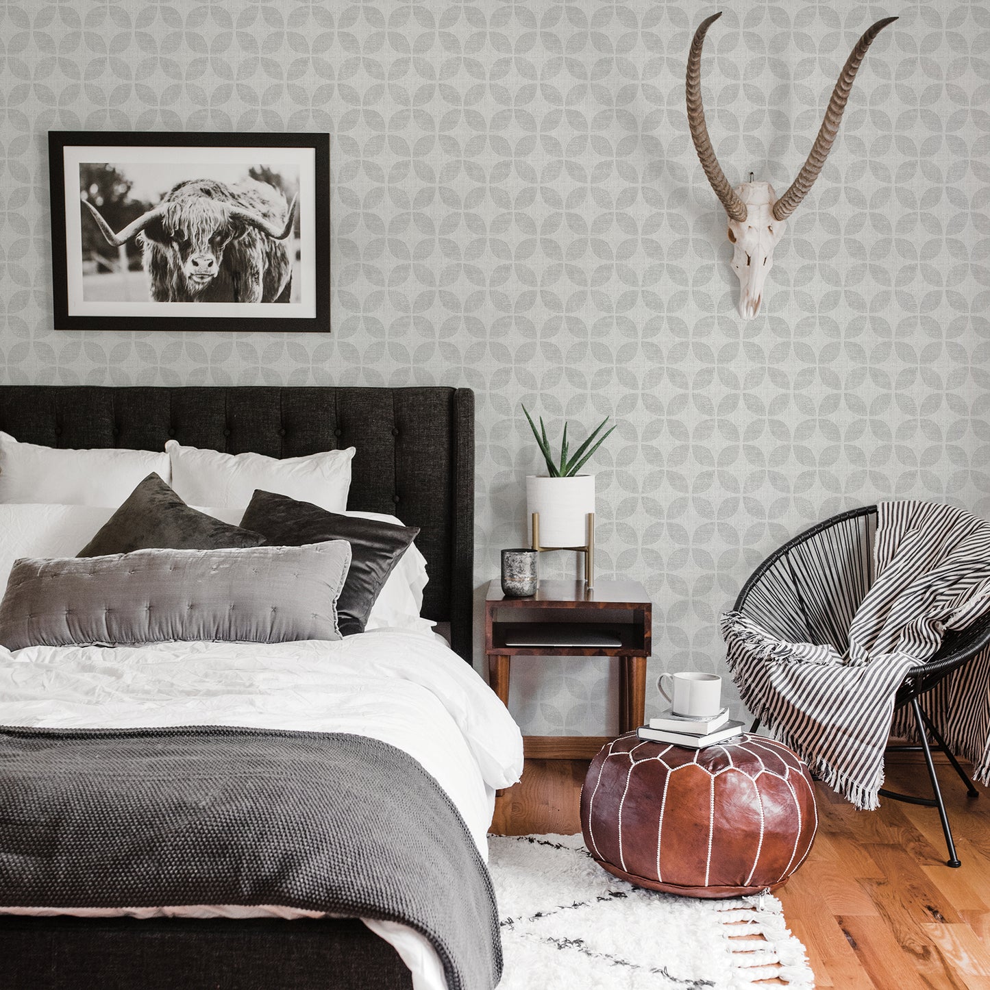 Acquire 2902-25515 Theory Polaris Silver Geometric A Street Prints Wallpaper