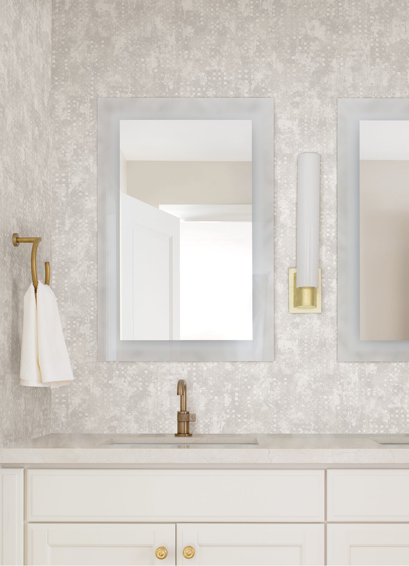 Order 4019-86412 Lustre Felsic Platinum Studded Cube Platinum A-Street Prints Wallpaper