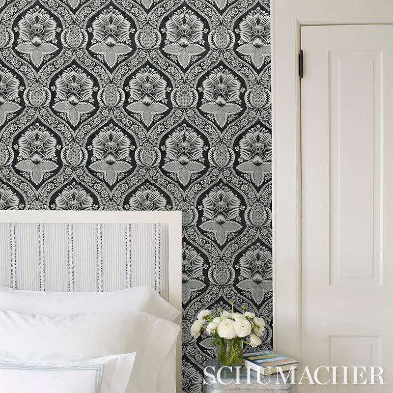 Order 5011752 Villandry Damask Print Black Schumacher Wallpaper