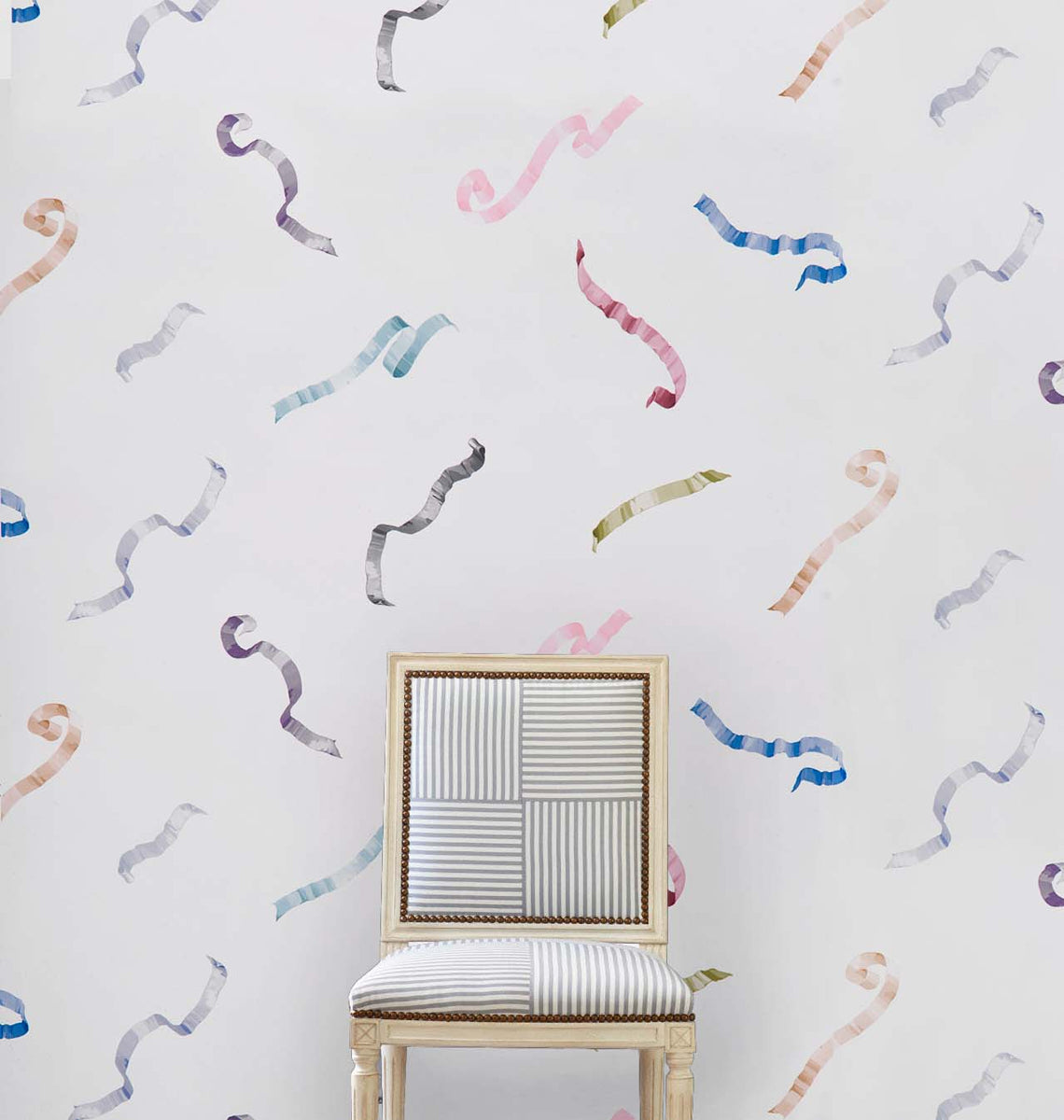 5014500 | Beth, Multi On Ivory - Schumacher Wallpaper