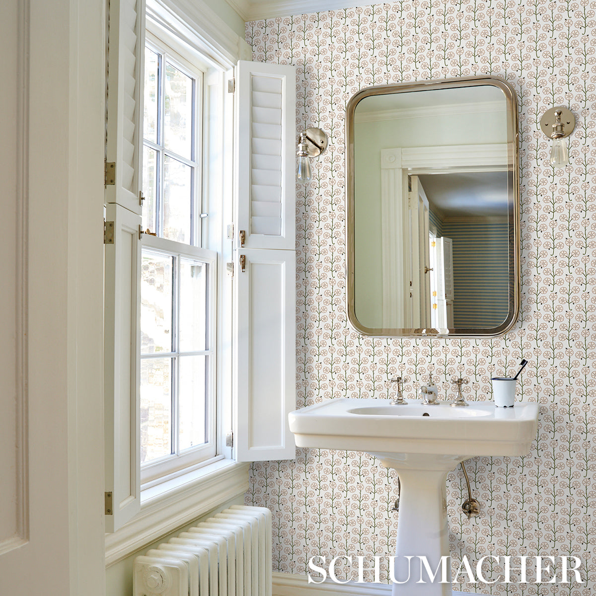 Purchase 5014920 | Gardenia, Flax - Schumacher Wallpaper