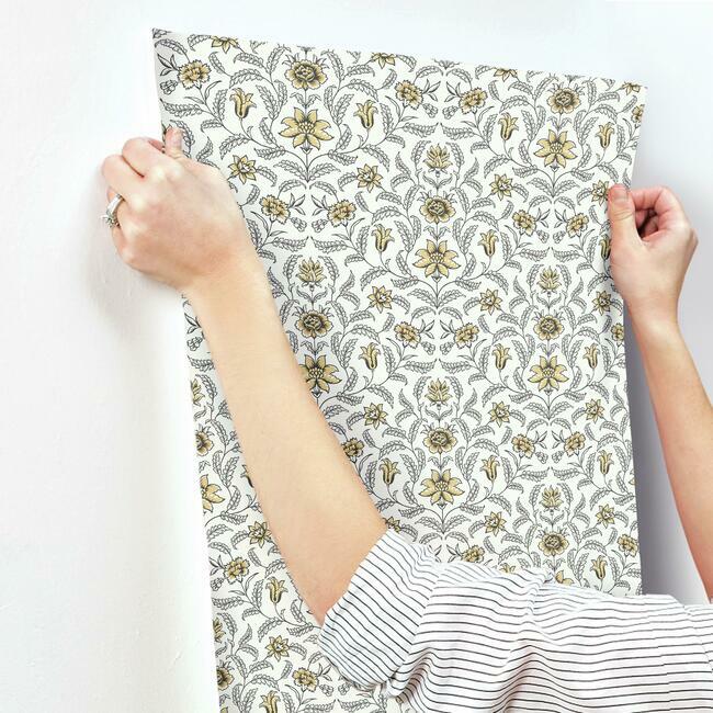 GR5983 | Grandmillennial, Vintage Blooms Yellow York Wallpaper