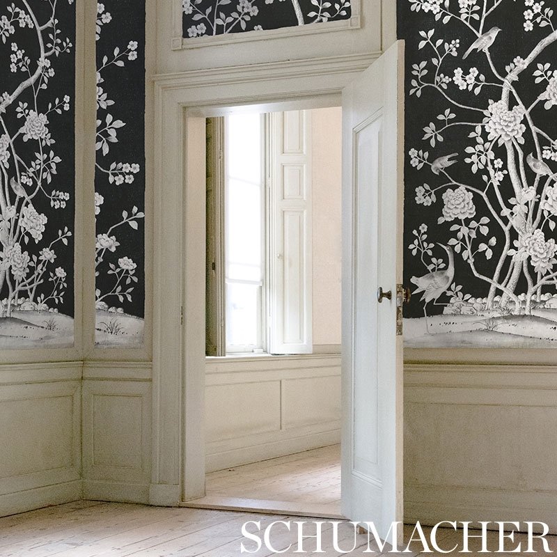 Shop 5007127 Chinois Palais Noir Schumacher Wallpaper