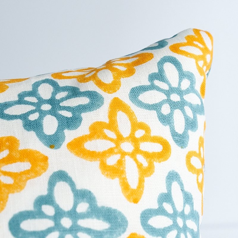 So7043807 Venetian Silk Velvet 24" Pillow Moss By Schumacher Furniture and Accessories 1,So7043807 Venetian Silk Velvet 24" Pillow Moss By Schumacher Furniture and Accessories 2,So7043807 Venetian Silk Velvet 24" Pillow Moss By Schumacher Furniture and Accessories 3