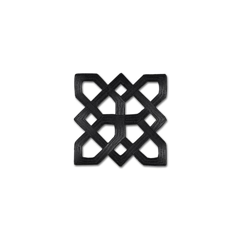 66112 | Shanghai Applique, Noir - Schumacher Fabric