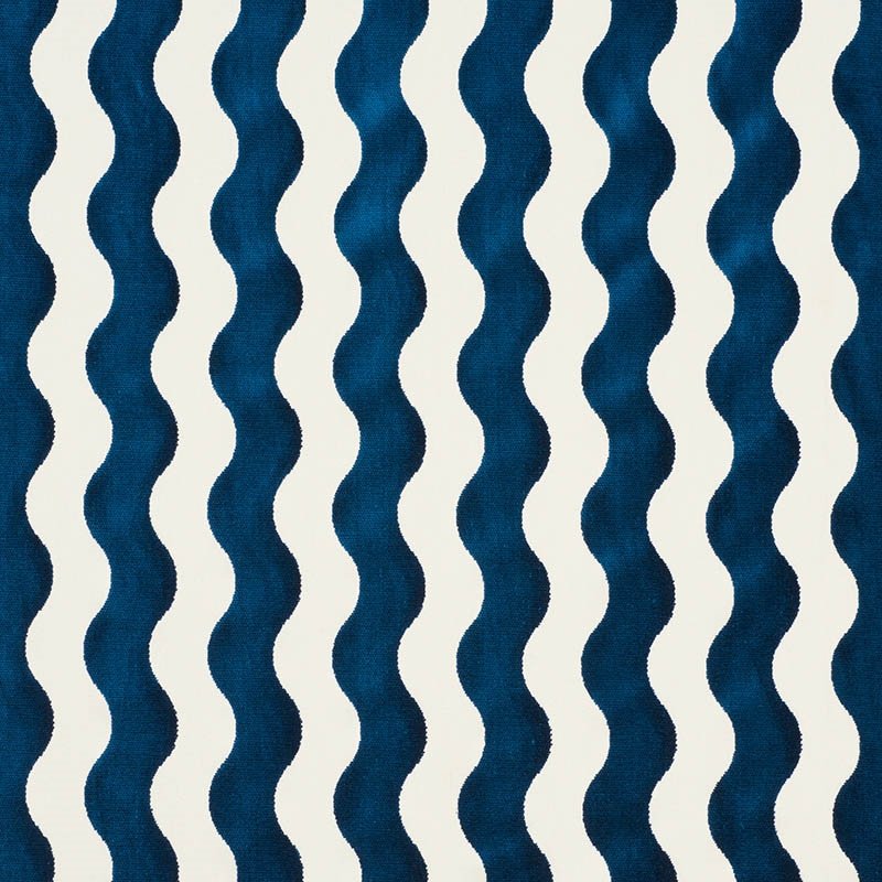 Purchase sample of 69423 The Wave, Navy by Schumacher Fabric