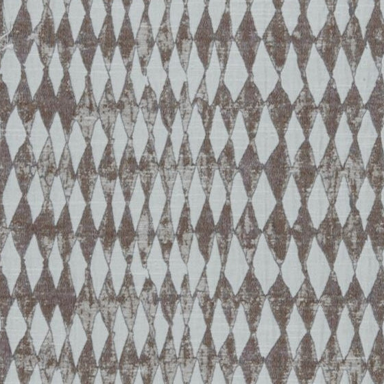 Looking F0953-03 Amara Orchid by Clarke And Clarke Fabric