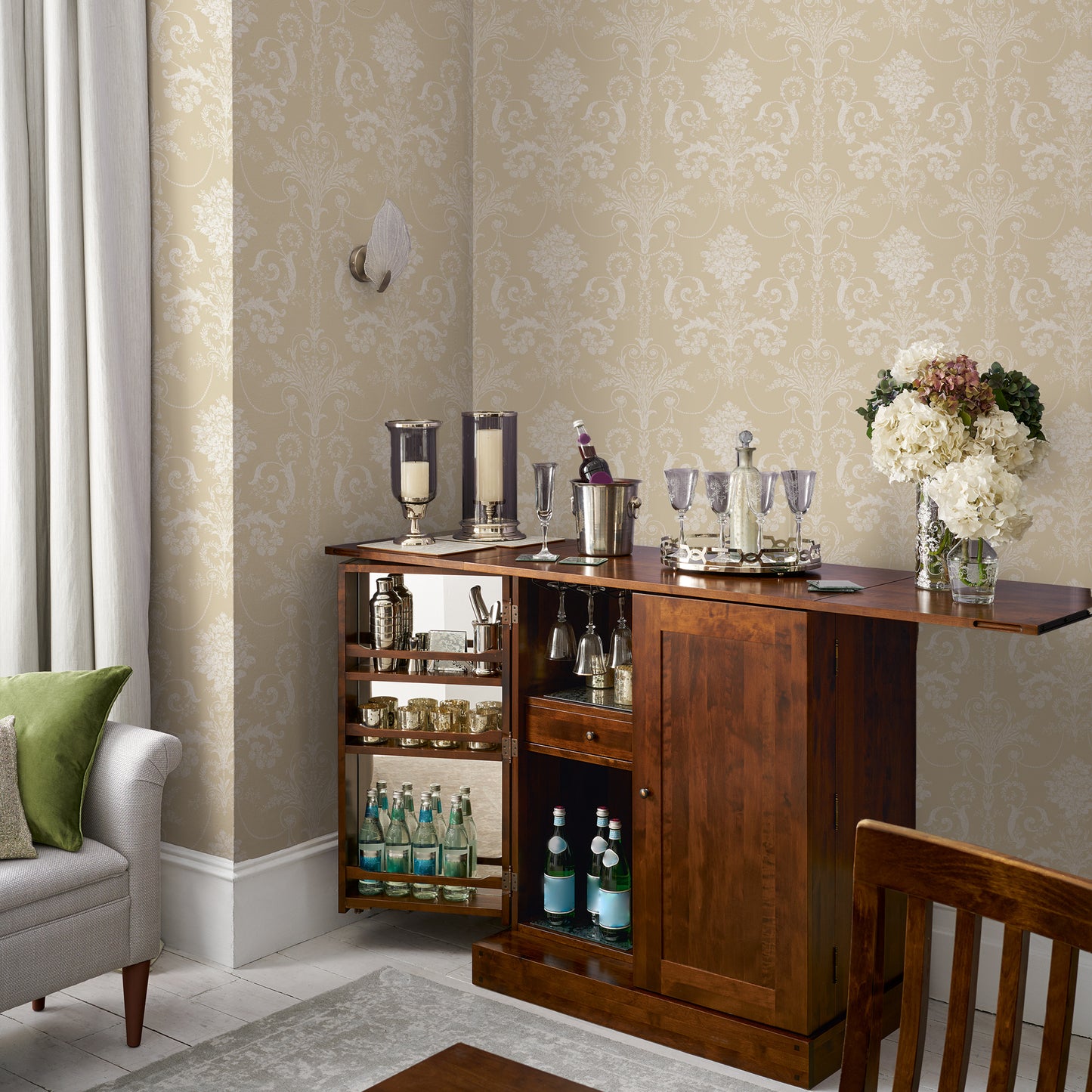 Purchase Laura Ashley Wallpaper Item 113384 Josette Linen 