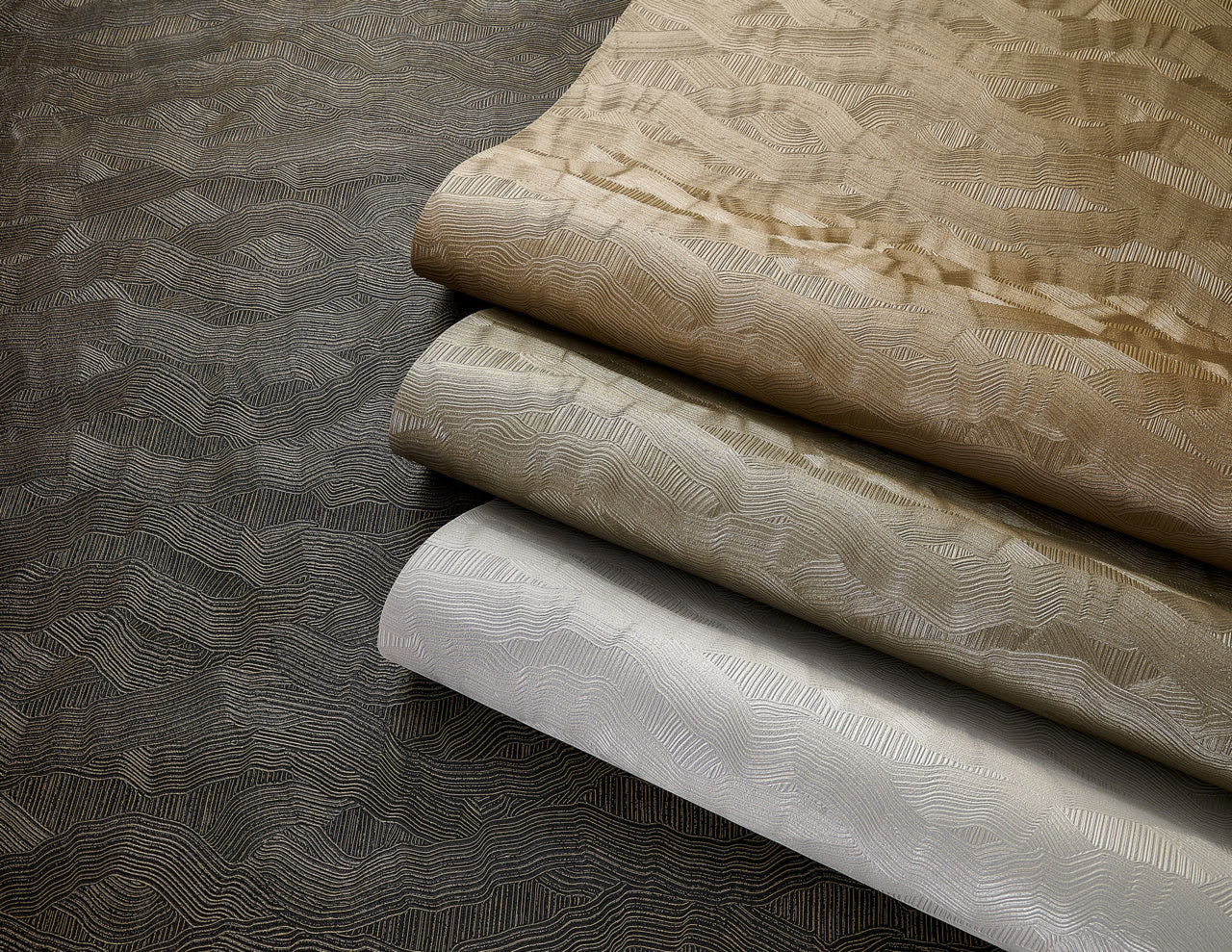 Purchase Phillip Jeffries Wallpaper - 10664, Vinyl Soiree - Gilded Quartz 1