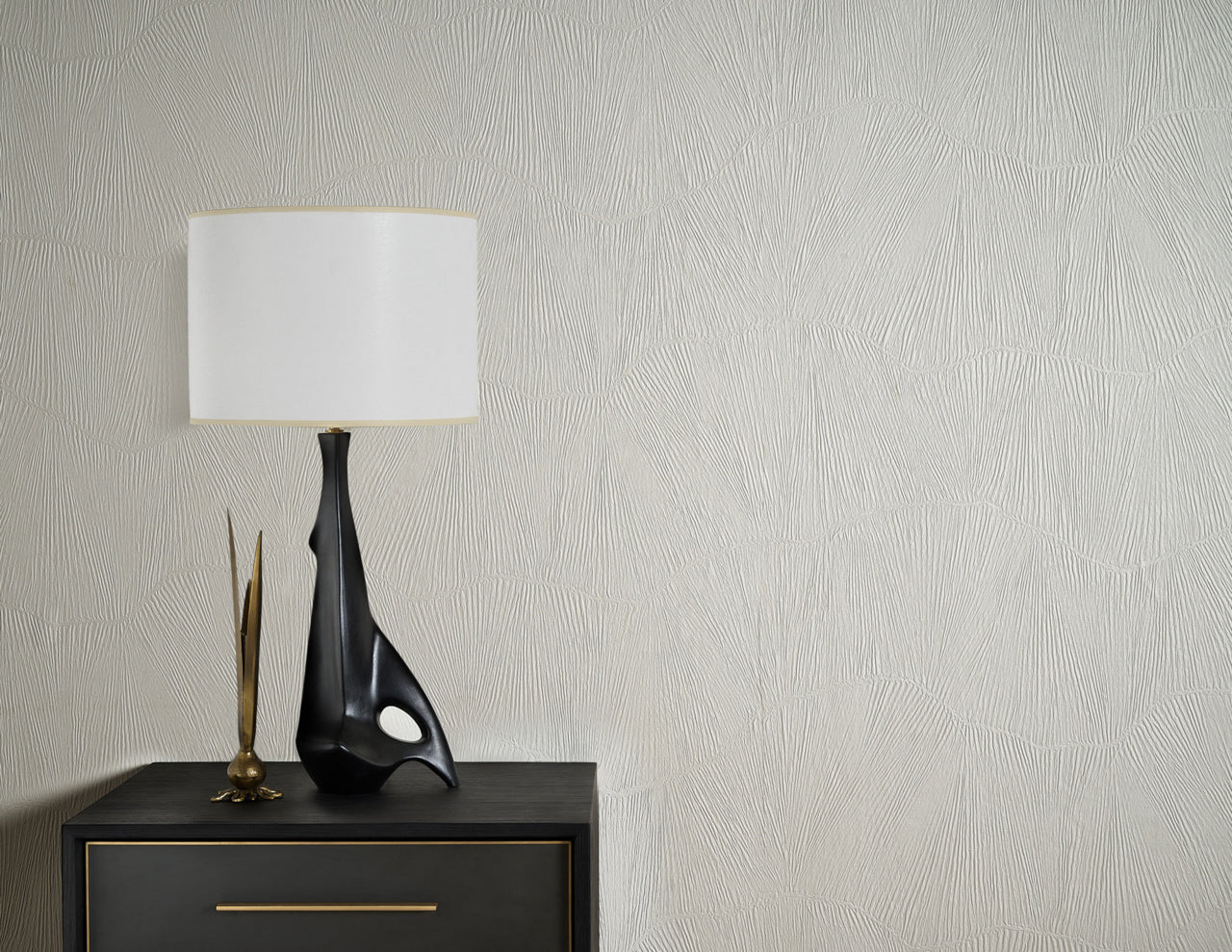 Purchase Phillip Jeffries Wallpaper - 29709, Vinyl Panache - Pitch Black2