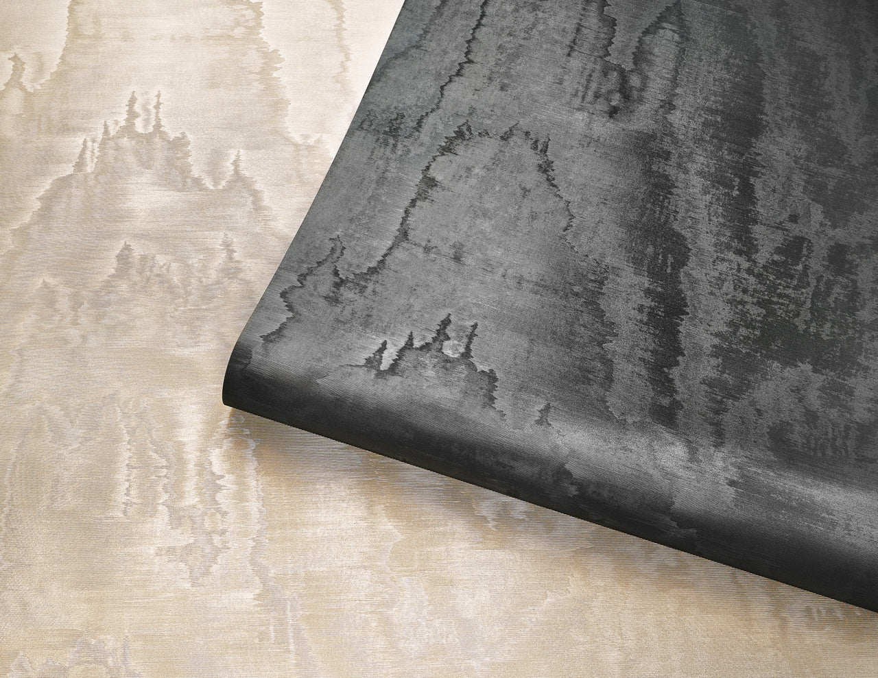 Purchase Phillip Jeffries Wallpaper - 25113, Vinyl Grand Moire - Golden 1