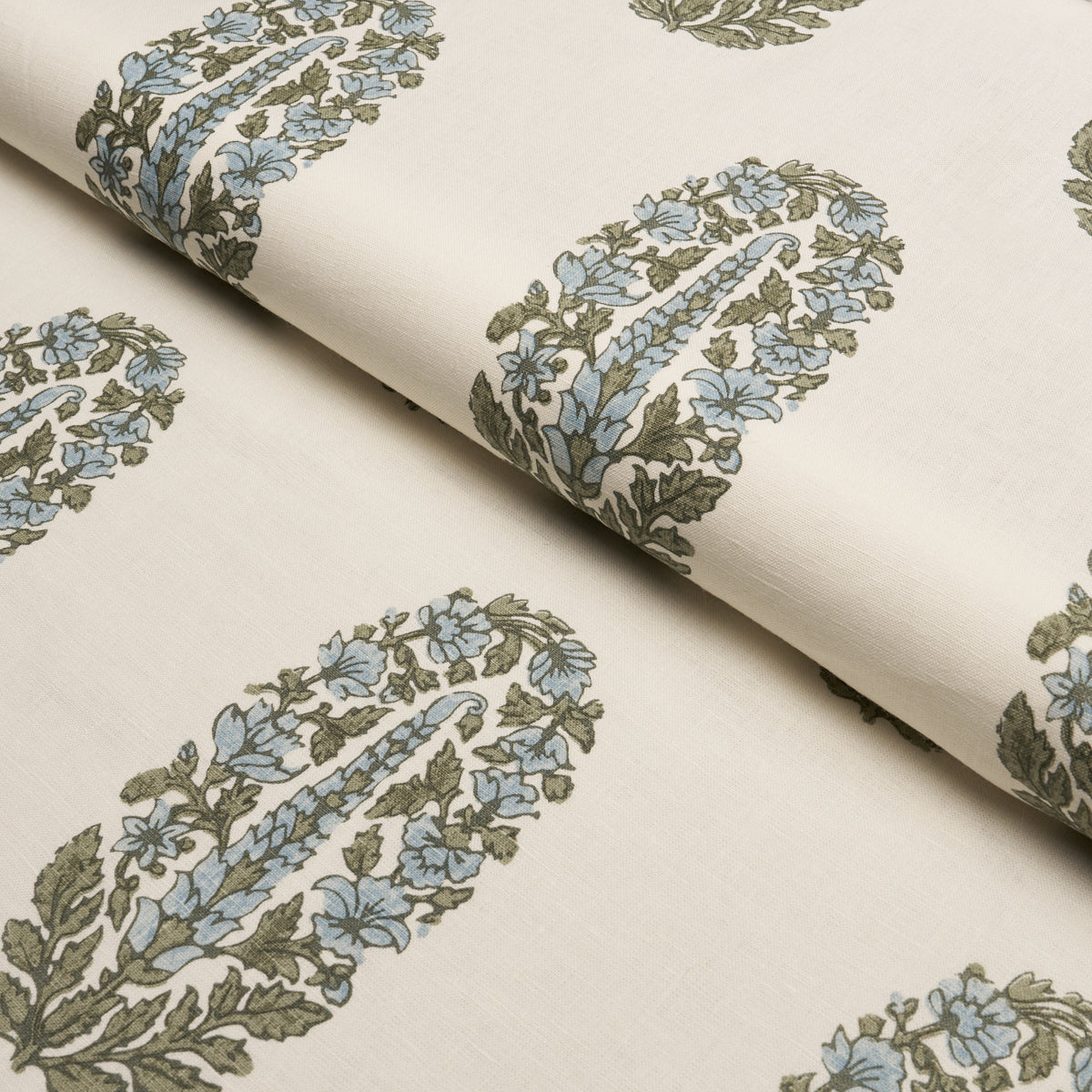 Purchase 181363 | Askandra Flower, Aquamarine - Schumacher Fabric