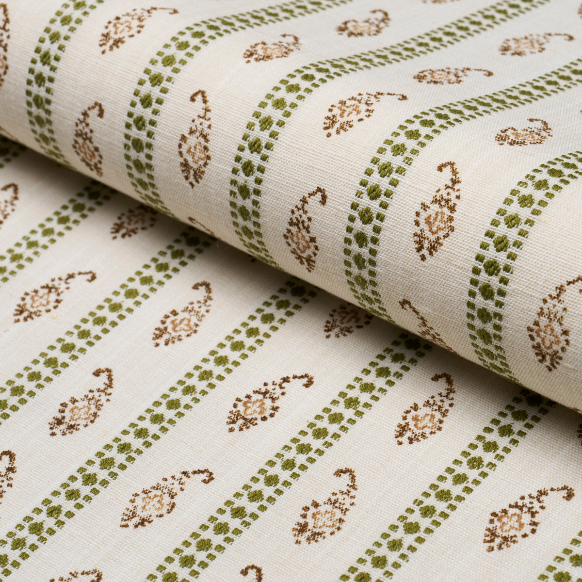 182021 | Eddie Woven Hand Block Print, Green - Schumacher Fabric
