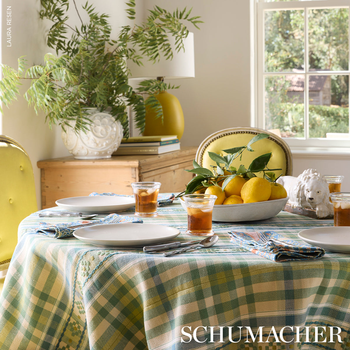 182432 | Peggy Paisley, Azure - Schumacher Fabric