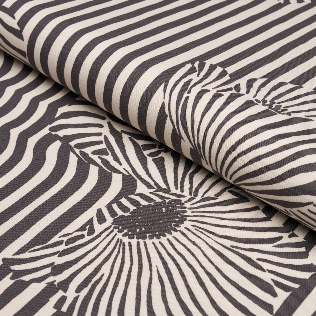 Purchase 182542 | Chaney Floral, Carbon - Schumacher Fabric