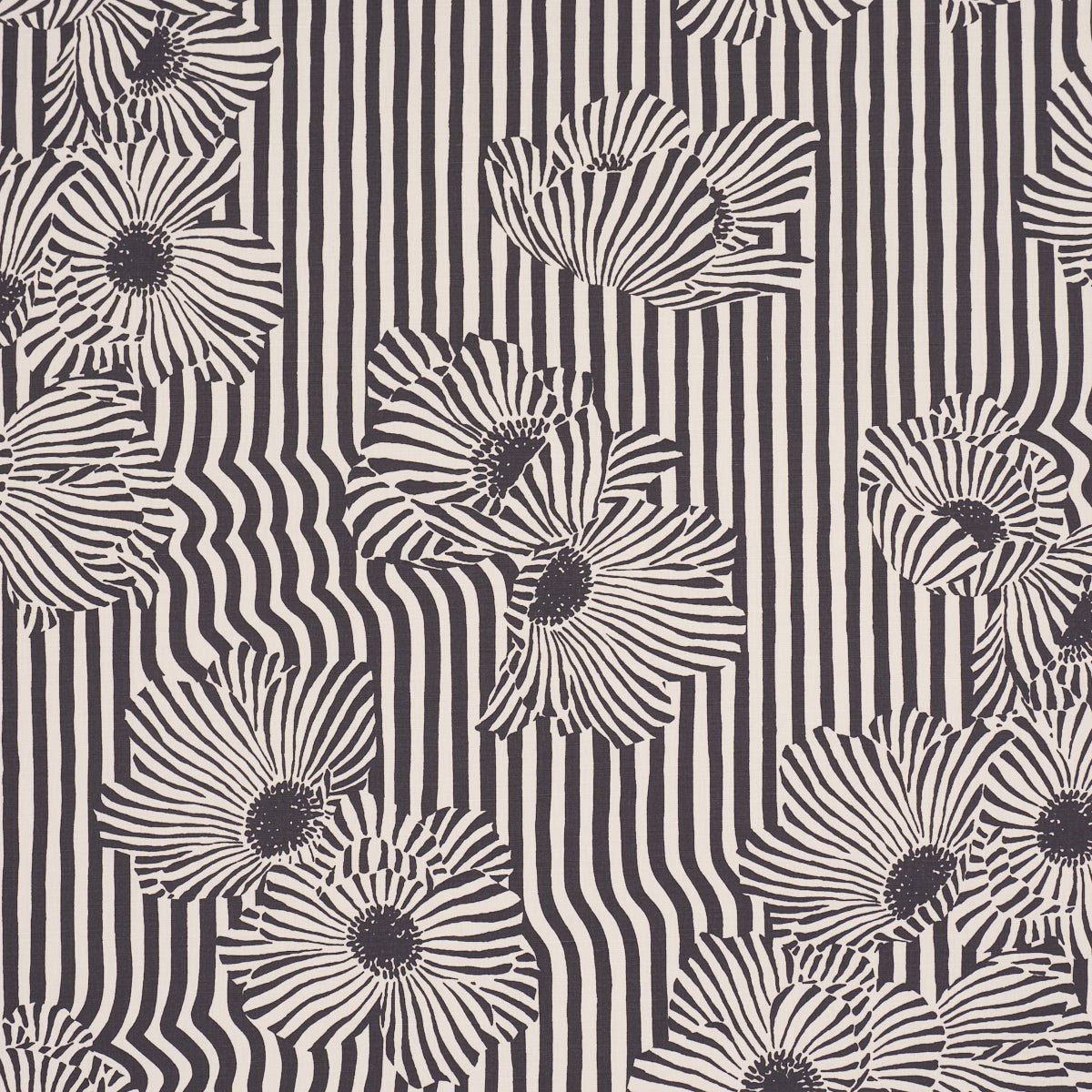 Purchase 182542 | Chaney Floral, Carbon - Schumacher Fabric