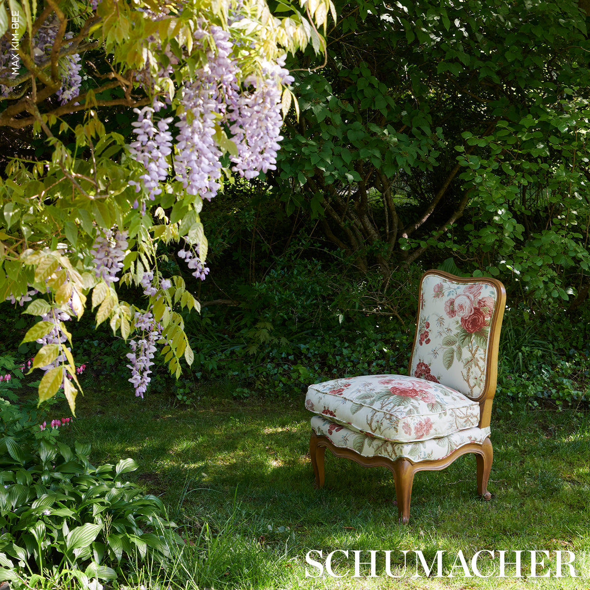 Purchase 183142 | She Walks In Beauty Chintz, Rose - Schumacher Fabric