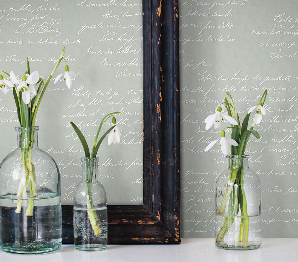 Magnolia Home: Wallpaper by Joanna Gaines