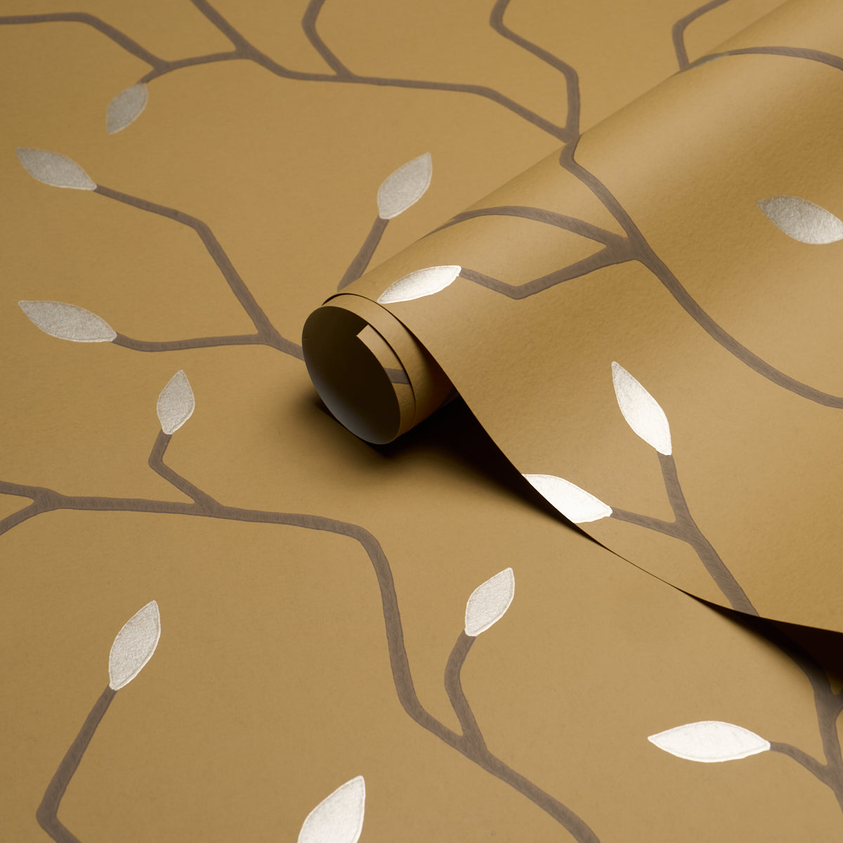 Purchase 5011383 | Cymbeline, Gold - Schumacher Wallpaper