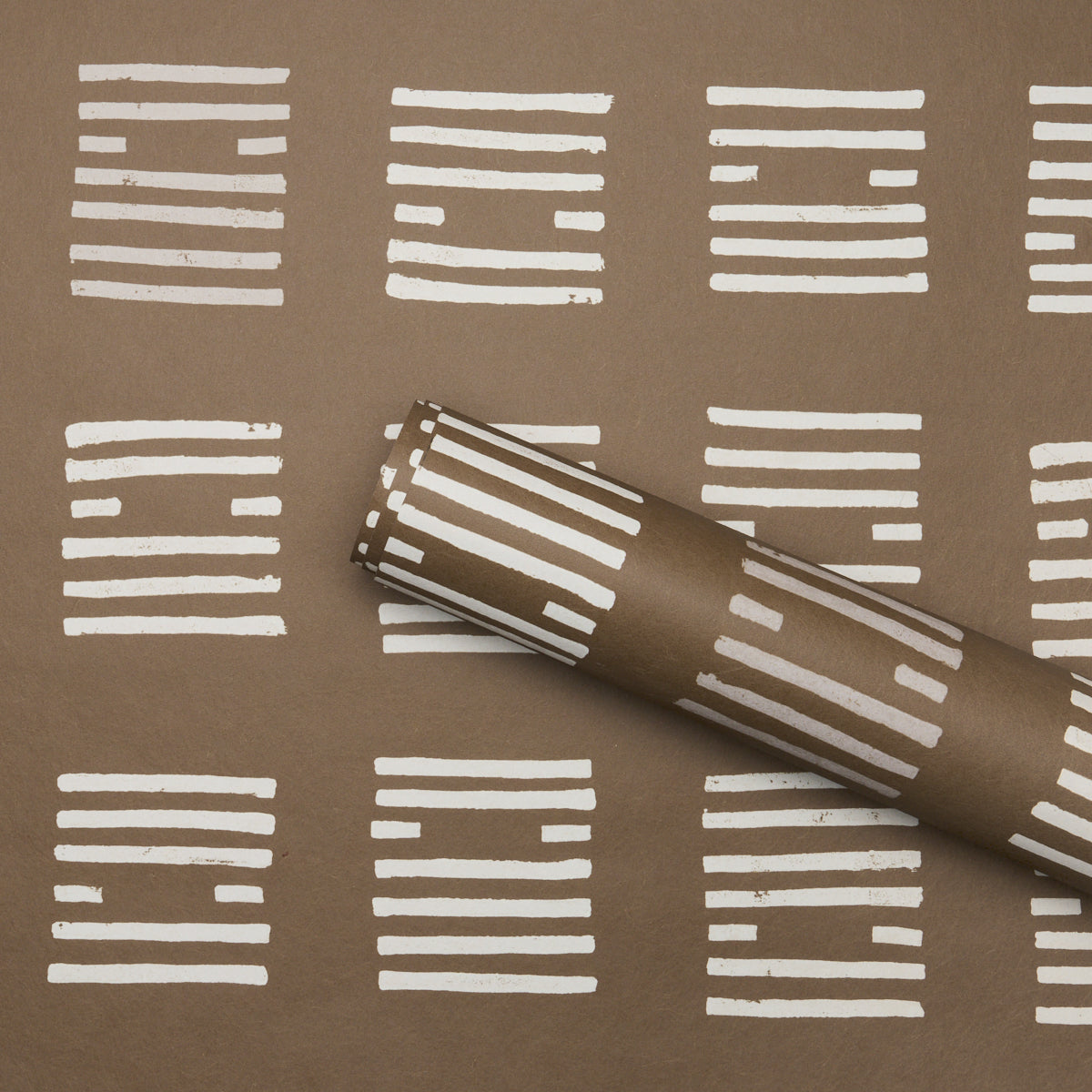 Purchase 5011824 | Tiasquam, Brown - Schumacher Wallpaper